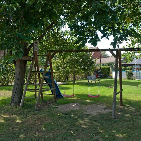 Ferienwohnung Alte Schule 韦茨乔 外观 照片